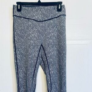 ECHT Gray White Speckle Pattern High Waisted Jacquard‎ Textured Leggings Small